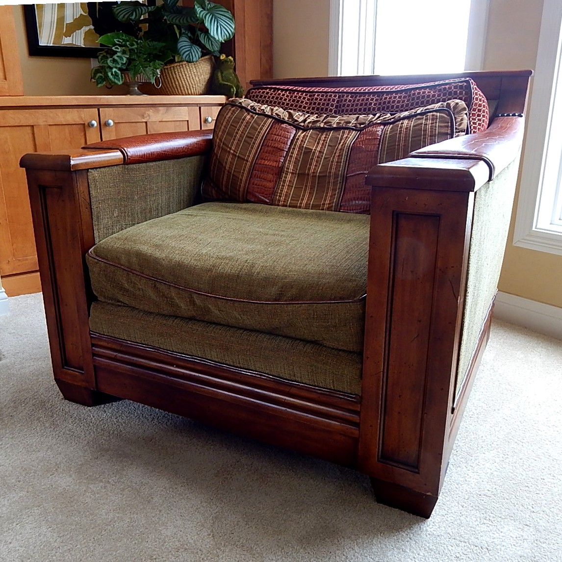 Stylish Lauren Brooks Vanguard Fabric/Leather Chair