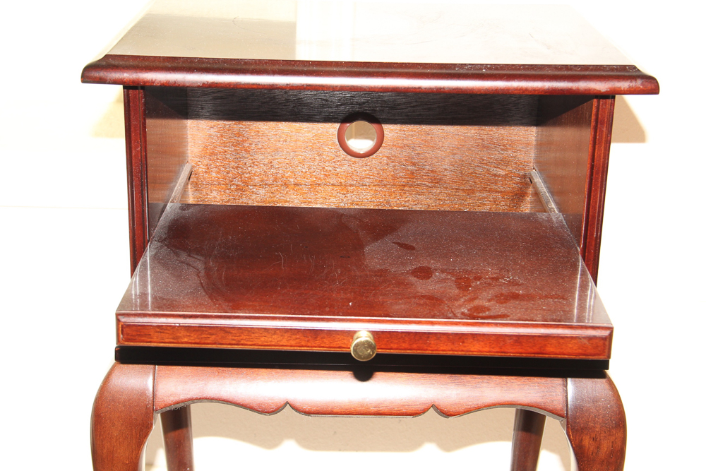 Queen Anne Style Telephone Table