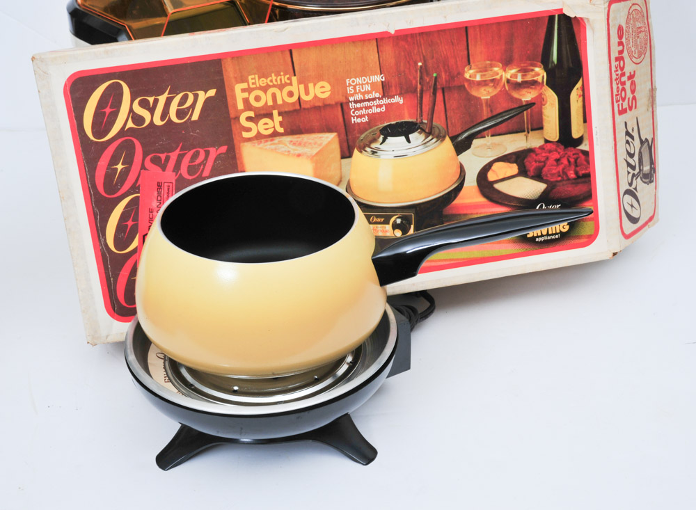 Assortment of Vintage Kitchen Appliances