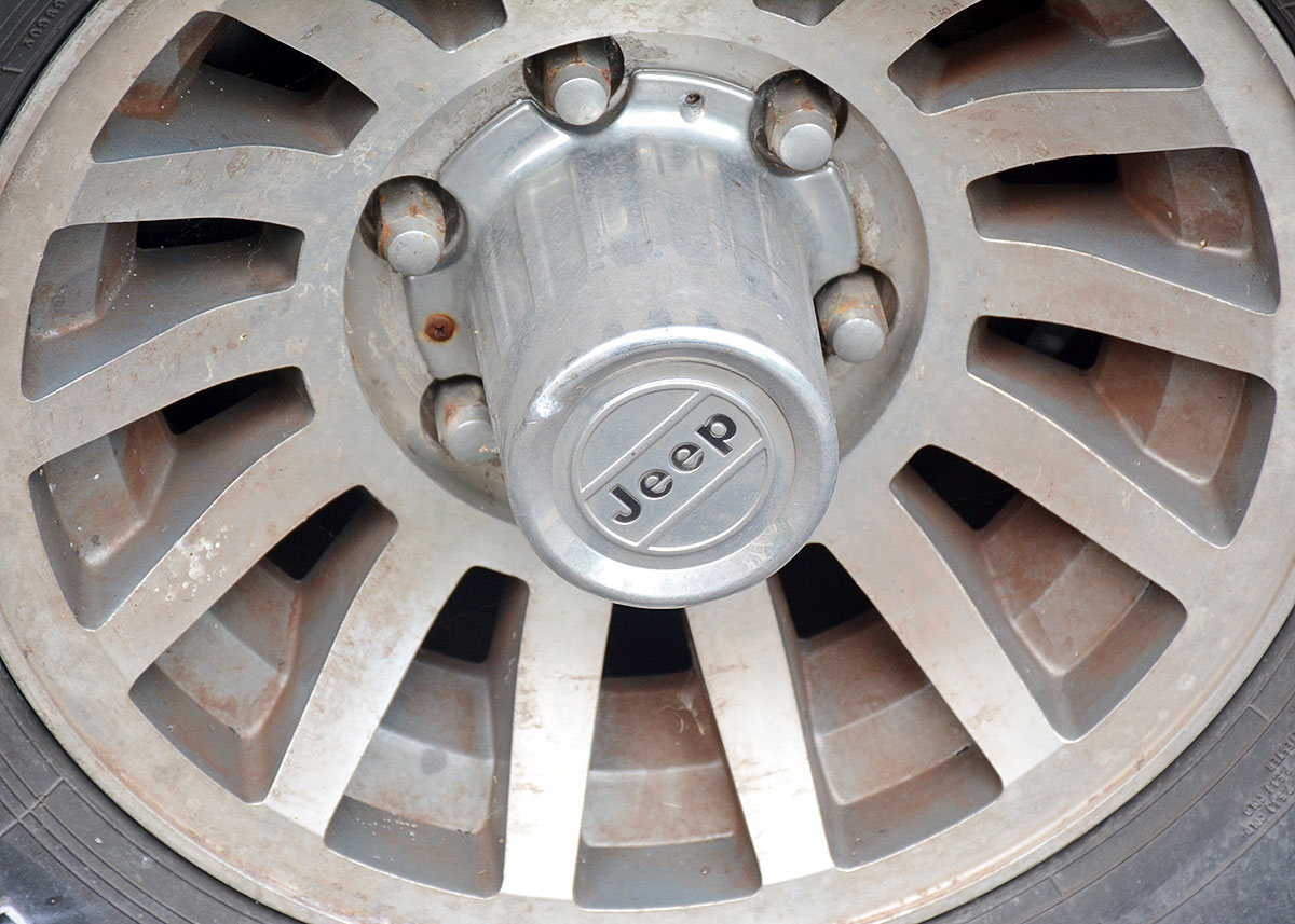 1988 Jeep Grand Wagoneer