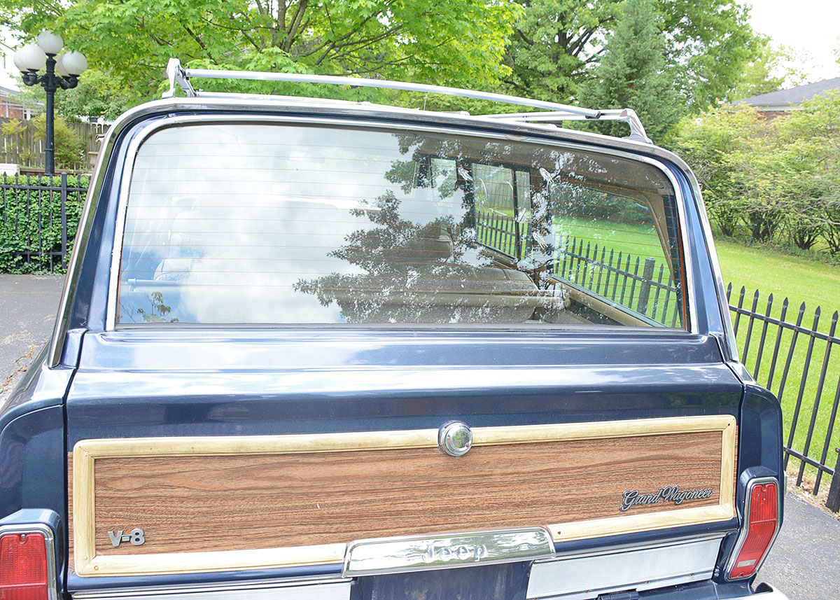 1988 Jeep Grand Wagoneer