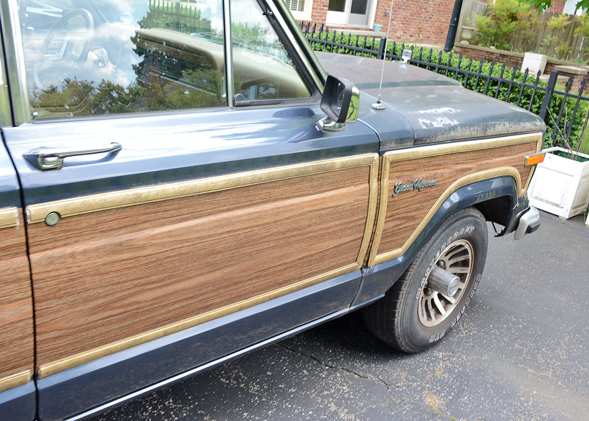 1988 Jeep Grand Wagoneer