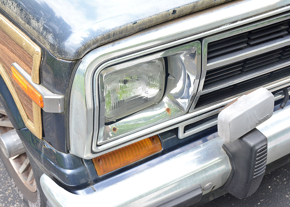 1988 Jeep Grand Wagoneer