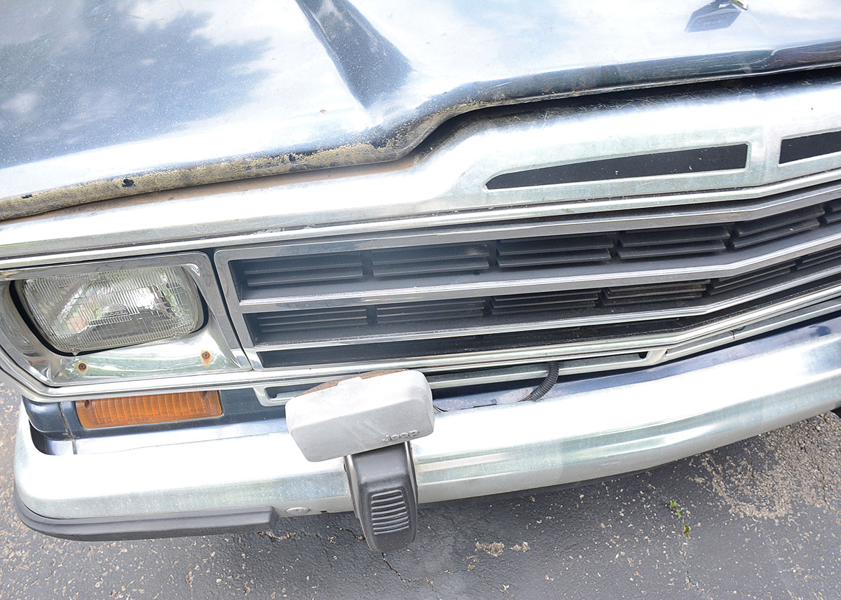 1988 Jeep Grand Wagoneer