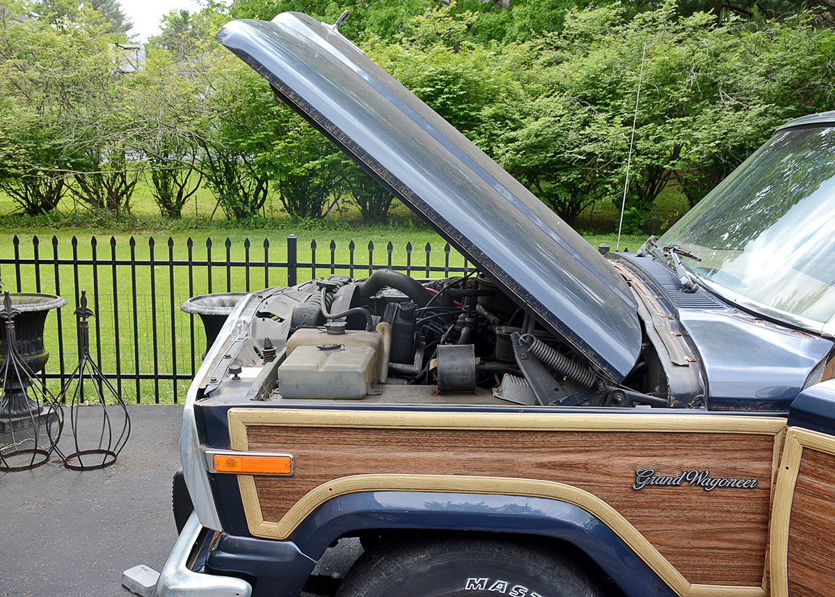 1988 Jeep Grand Wagoneer