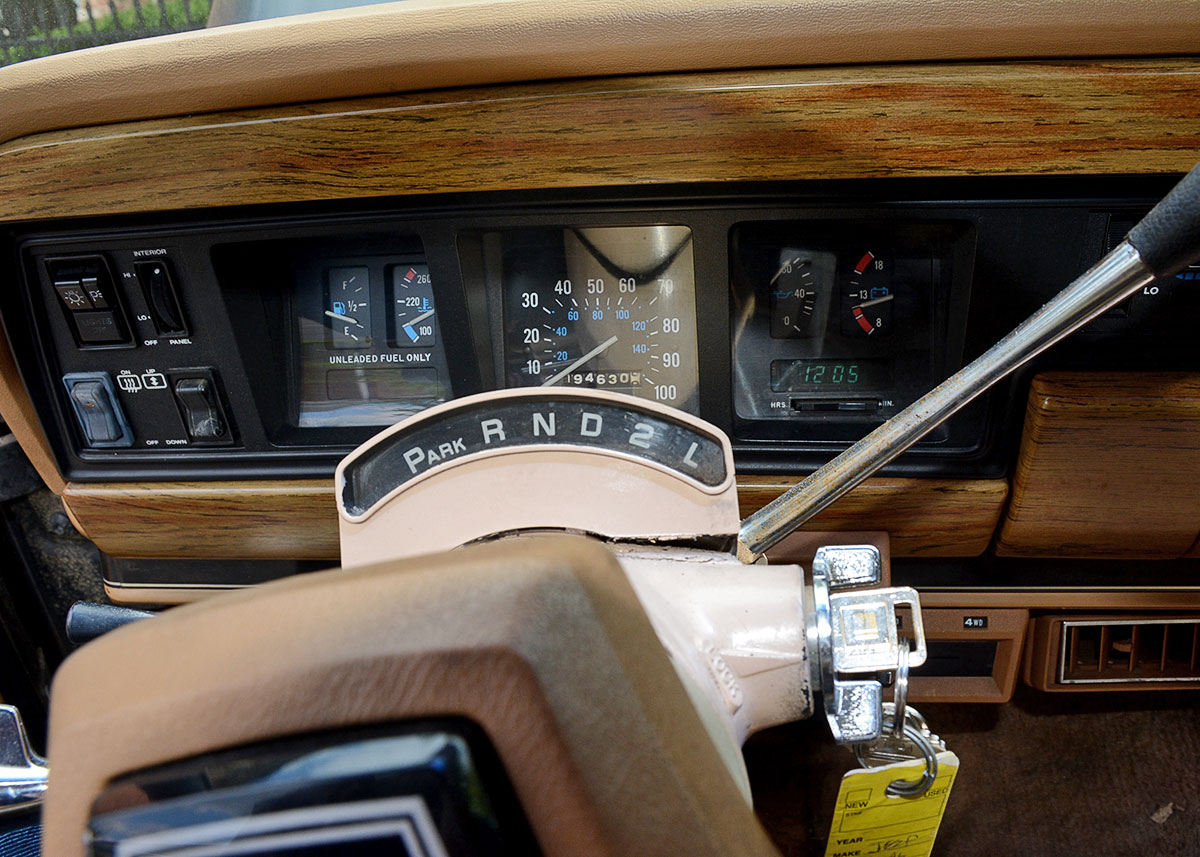 1988 Jeep Grand Wagoneer