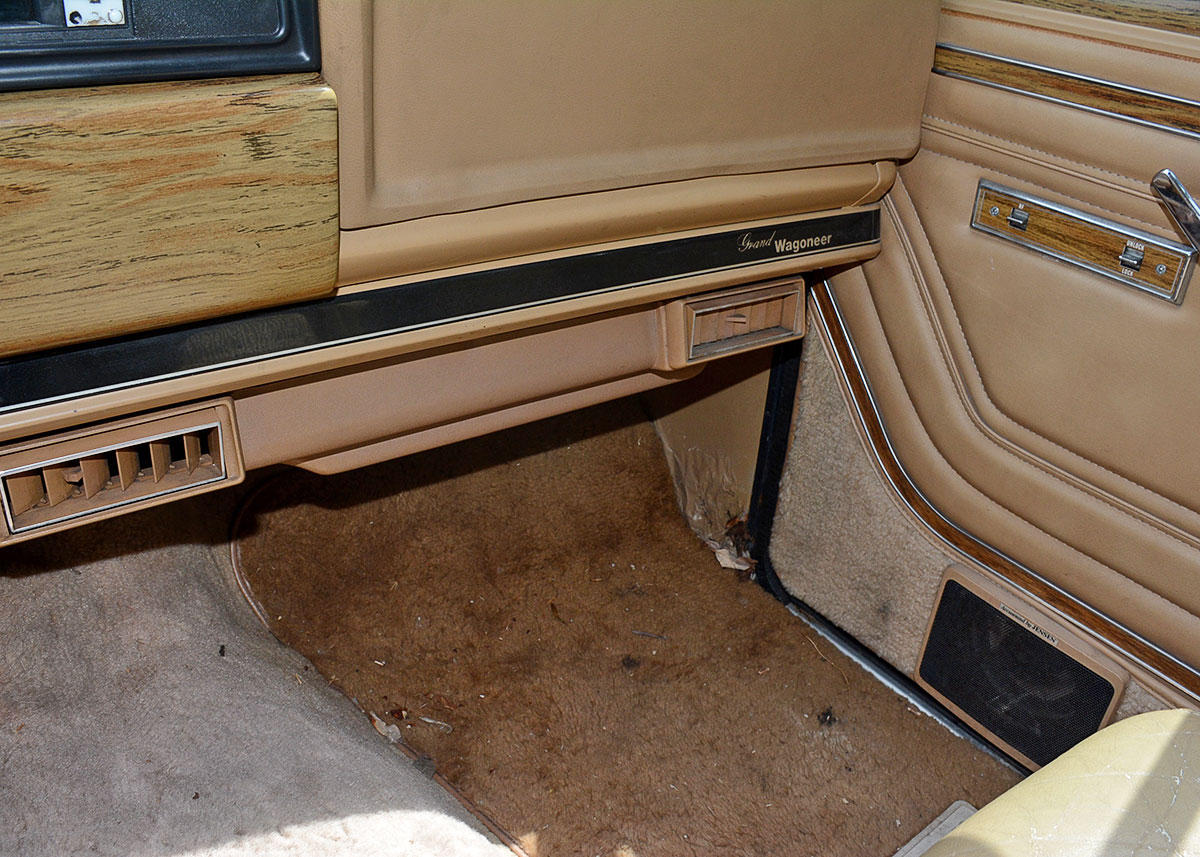 1988 Jeep Grand Wagoneer