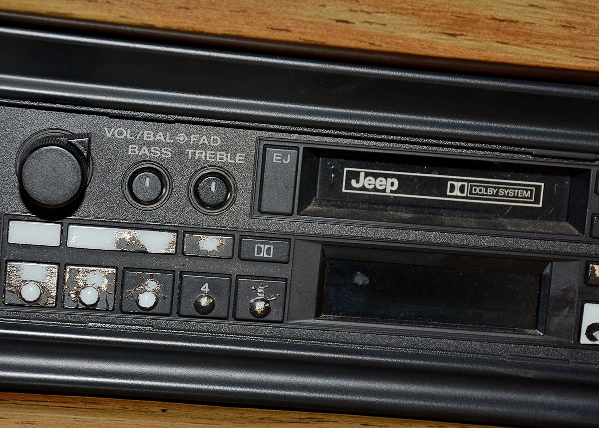 1988 Jeep Grand Wagoneer