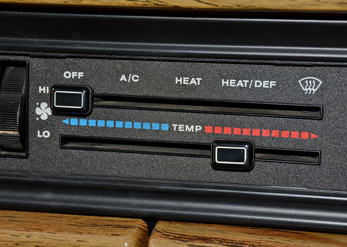 1988 Jeep Grand Wagoneer