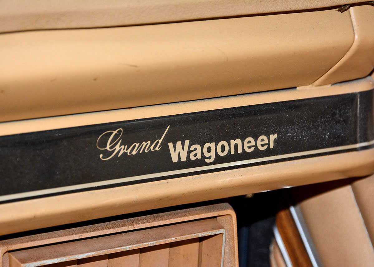 1988 Jeep Grand Wagoneer