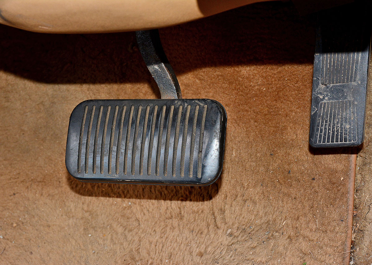 1988 Jeep Grand Wagoneer