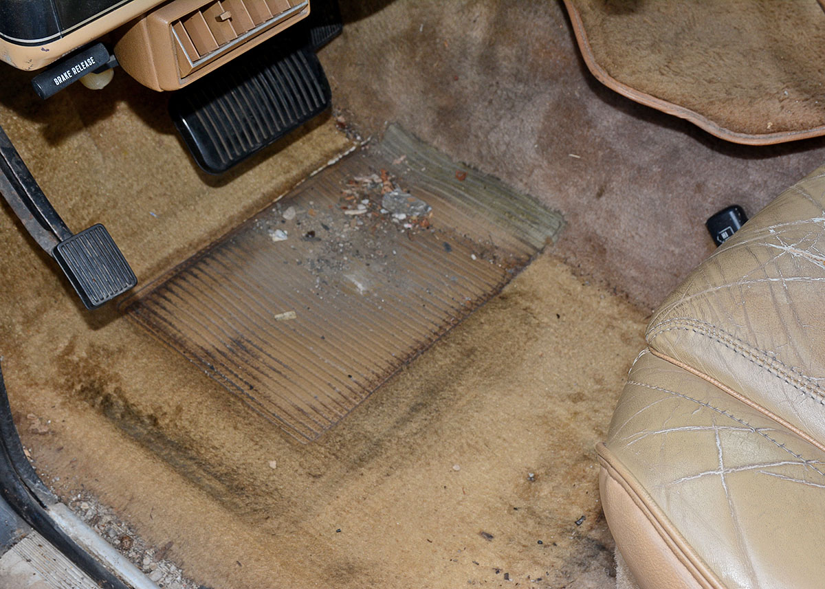 1988 Jeep Grand Wagoneer