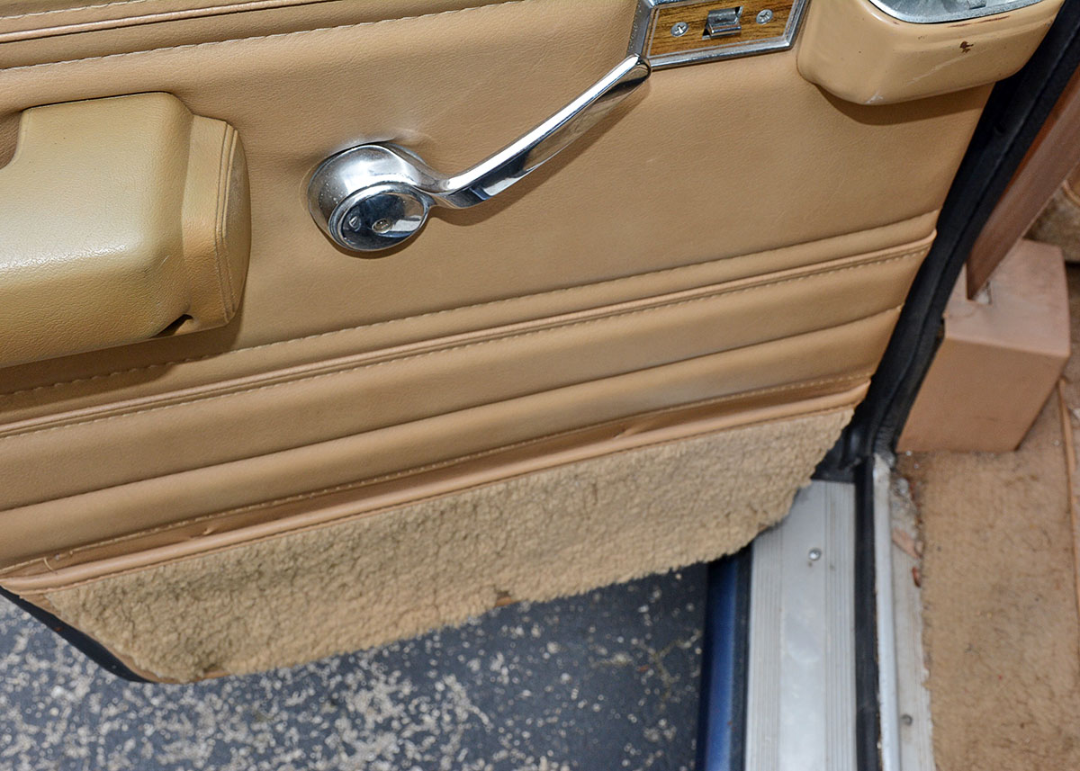 1988 Jeep Grand Wagoneer