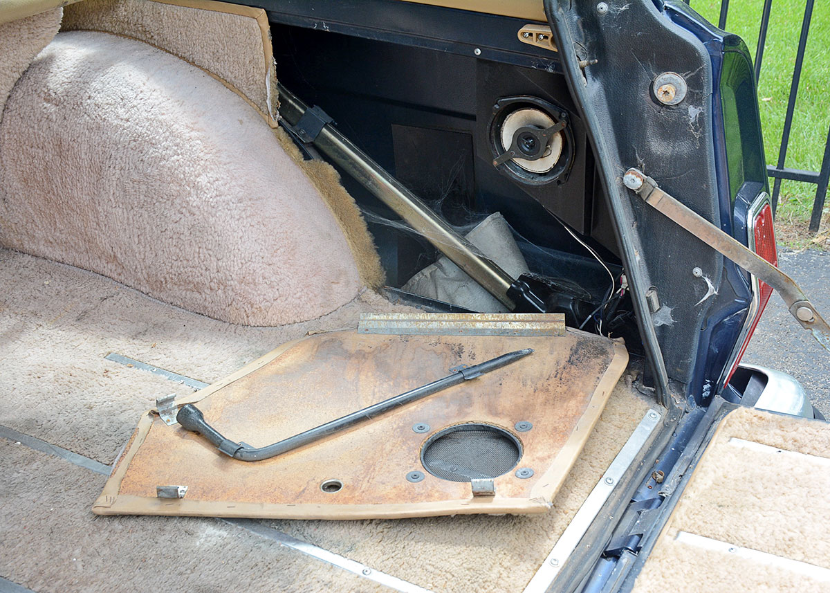 1988 Jeep Grand Wagoneer