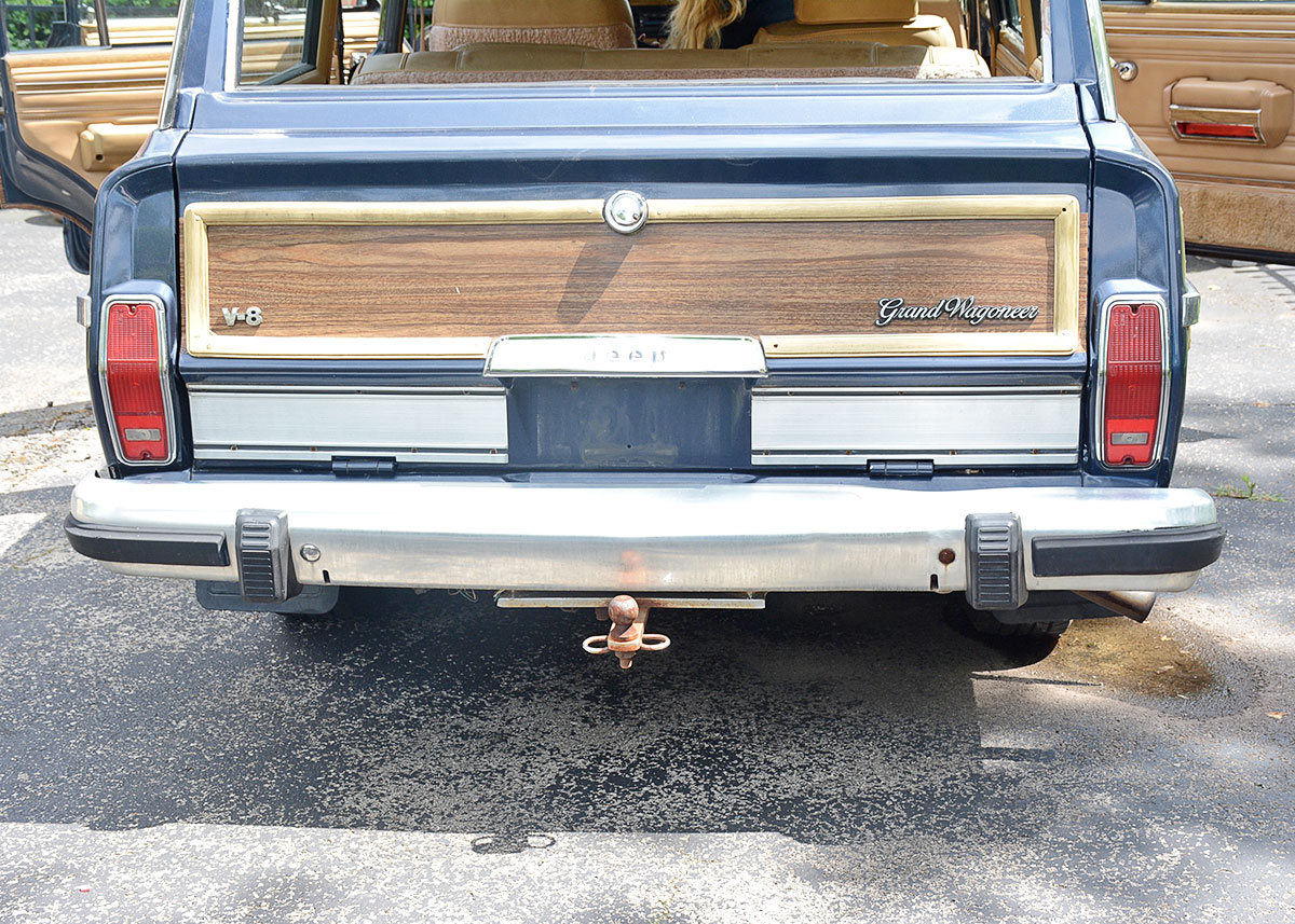 1988 Jeep Grand Wagoneer