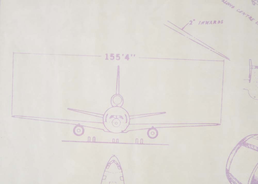 Schematic Drawing of a Douglas DC-10 Plane