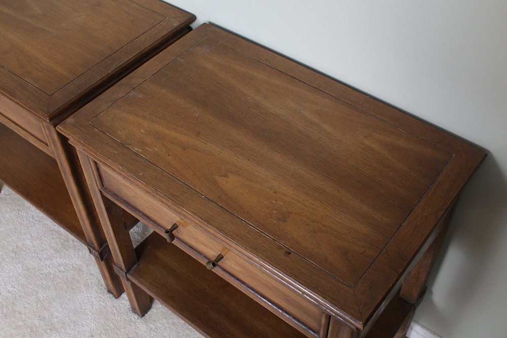 Modernage Mid Century Modern Nightstands