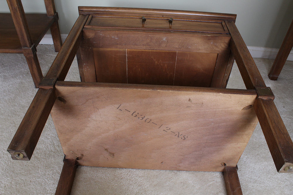 Modernage Mid Century Modern Nightstands