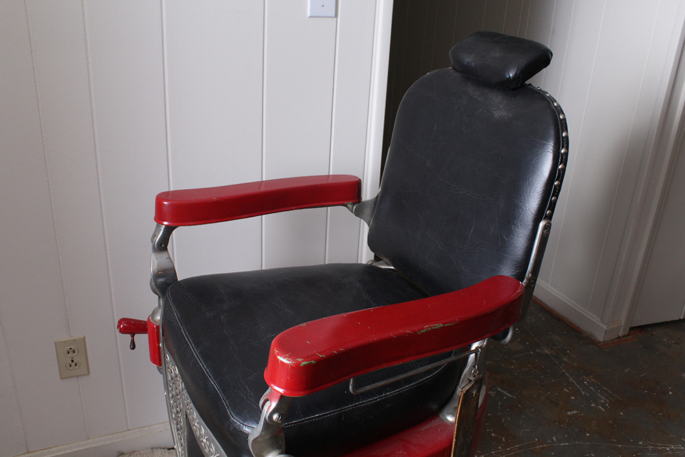 Vintage Theo-A-Kochs Barber Chair