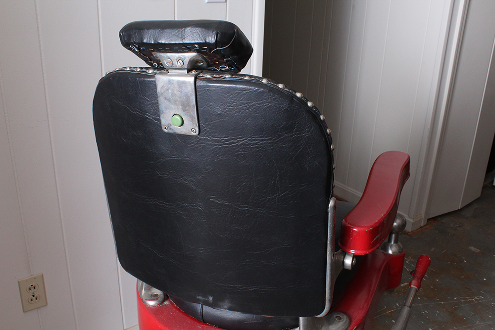 Vintage Theo-A-Kochs Barber Chair