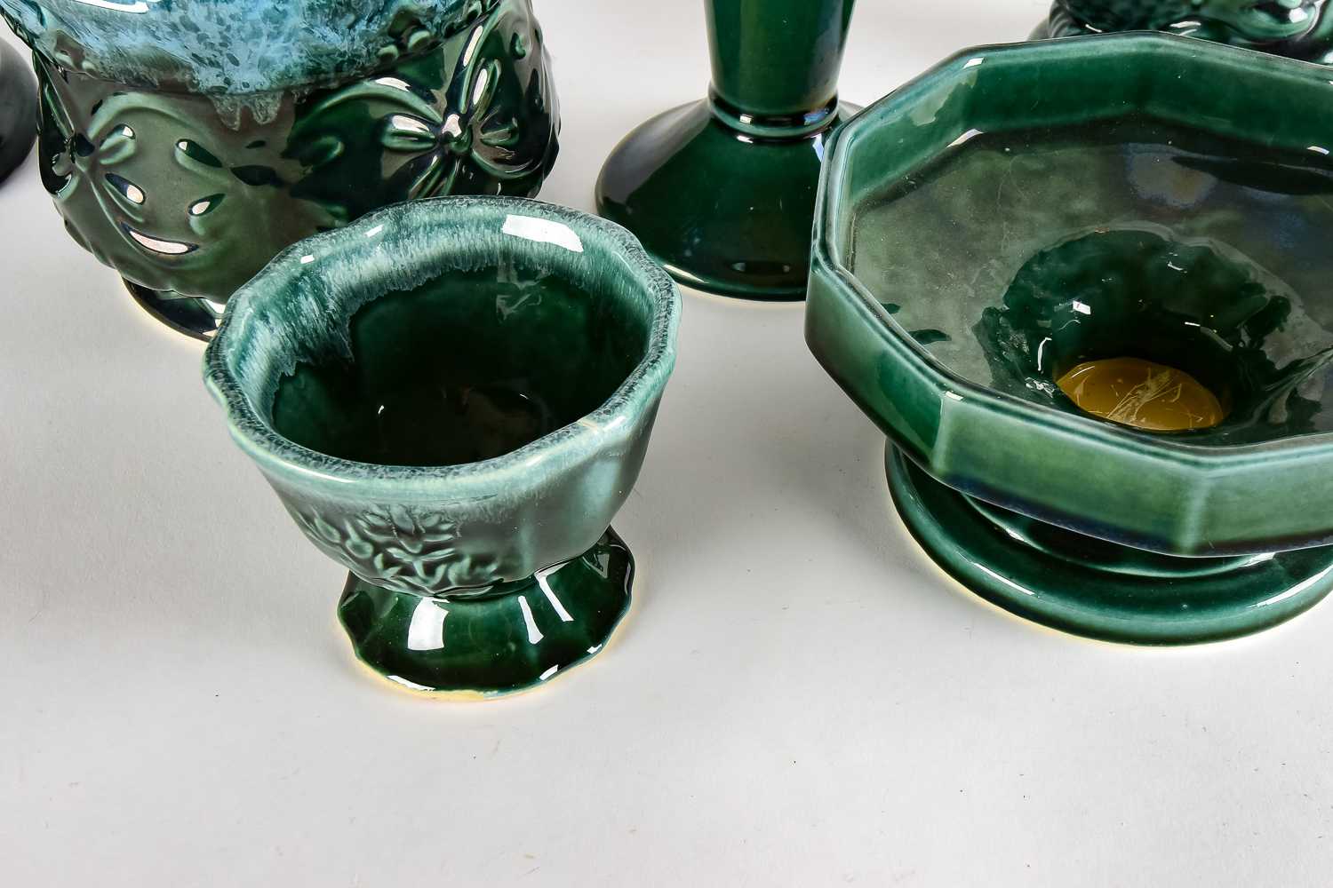 "Agate" Glazed Hull Pottery Group