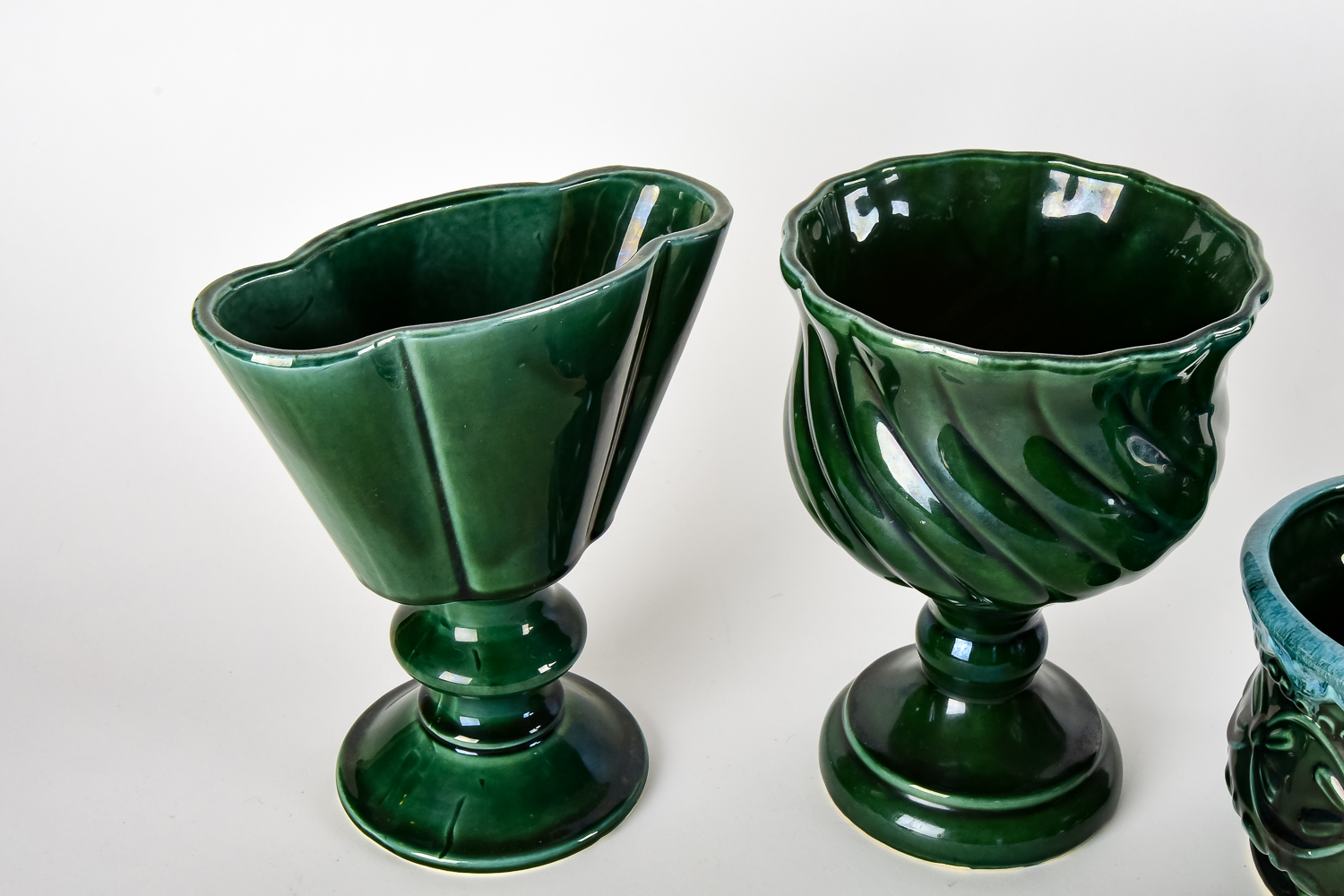 "Agate" Glazed Hull Pottery Group