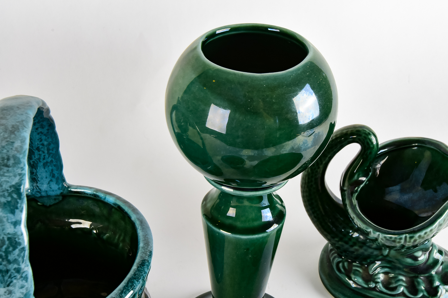 "Agate" Glazed Hull Pottery Group