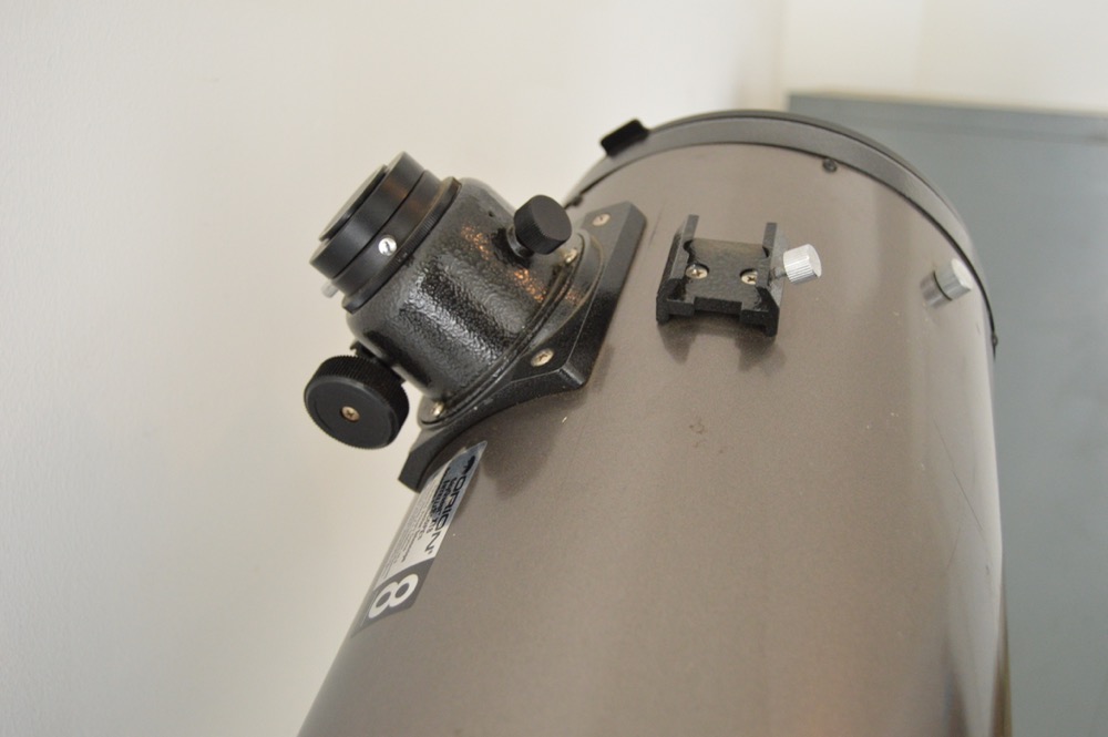 Orion SkyQuest XT8i IntelliScope Dobsonian Telescope