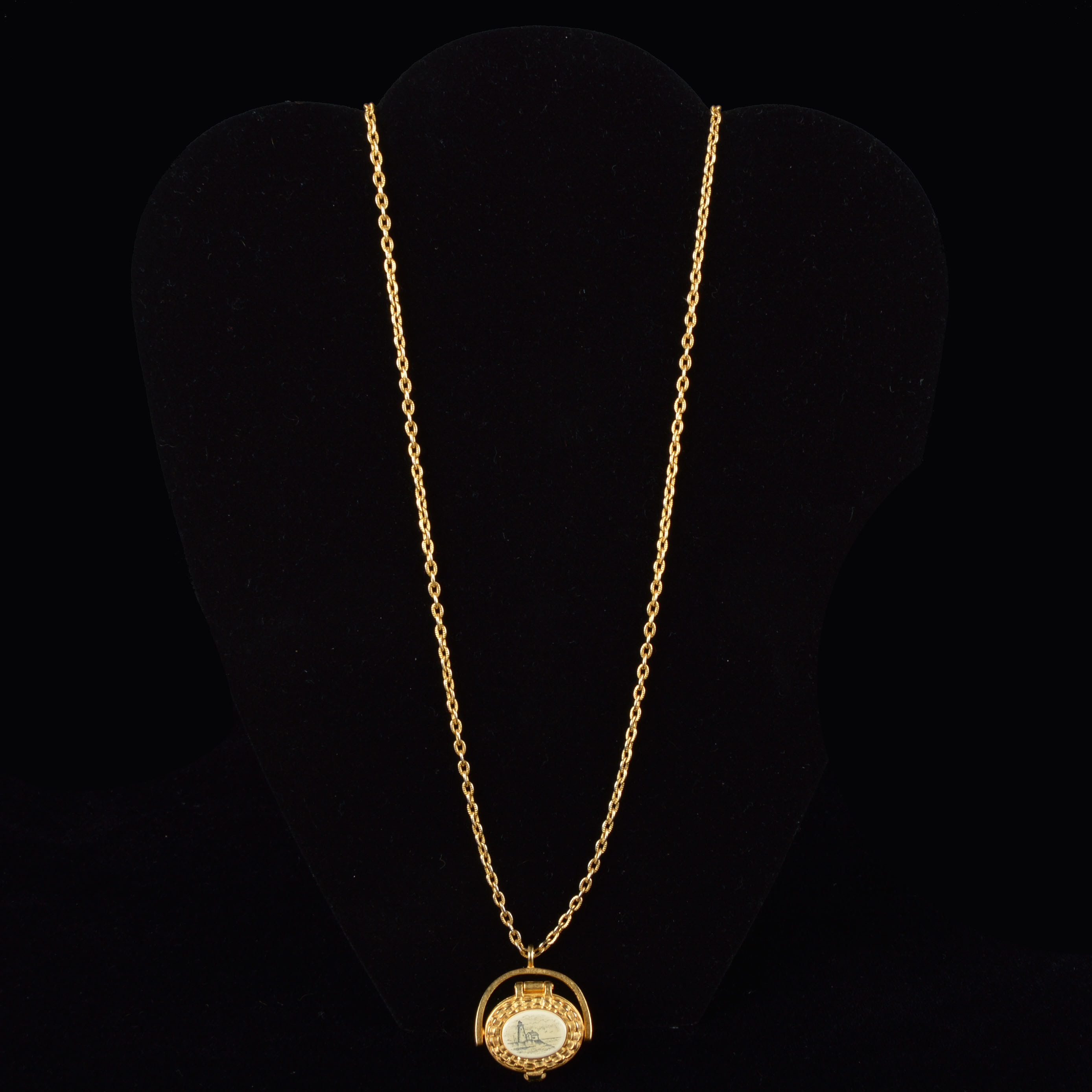 Nantucket Basket Necklace