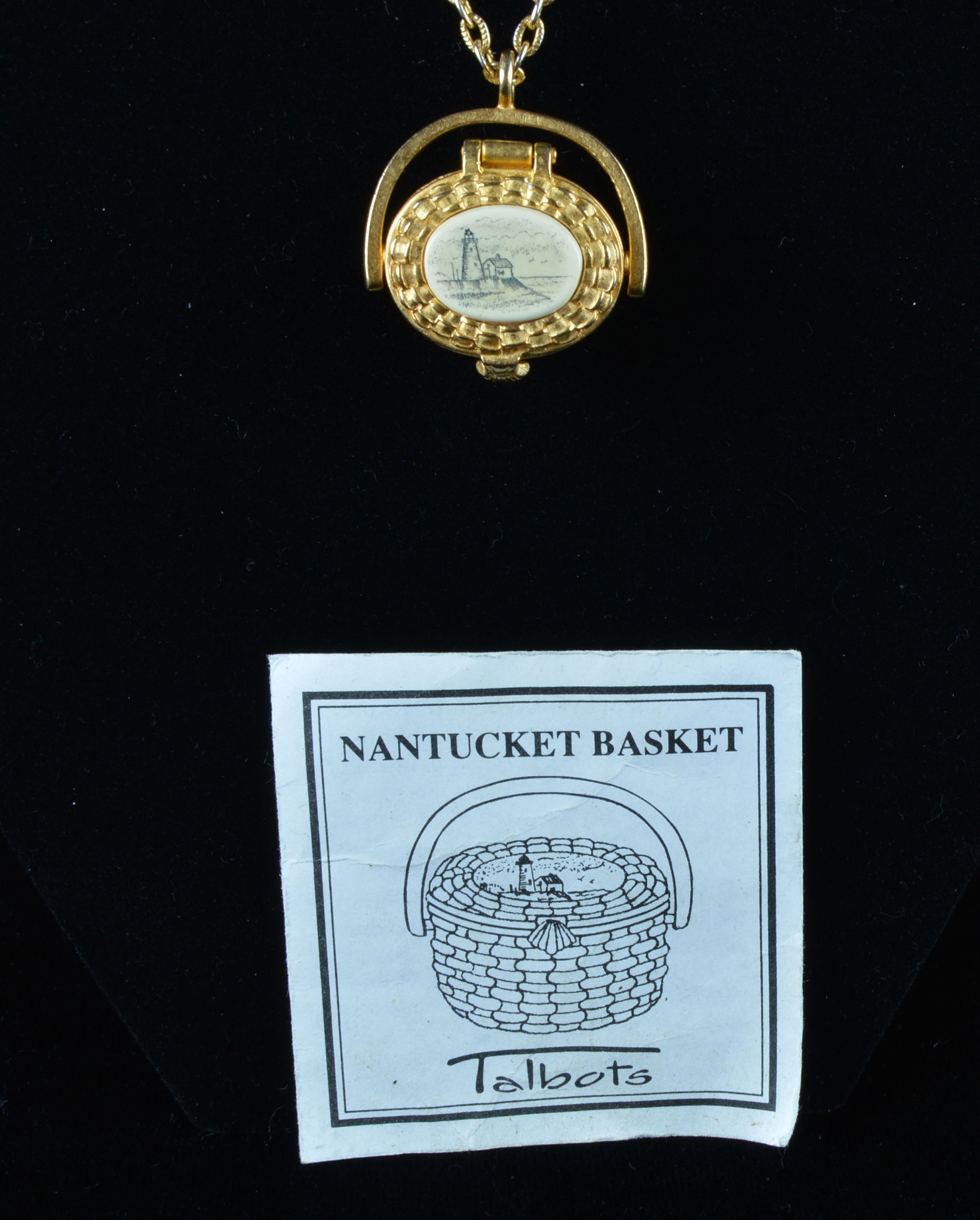 Nantucket Basket Necklace
