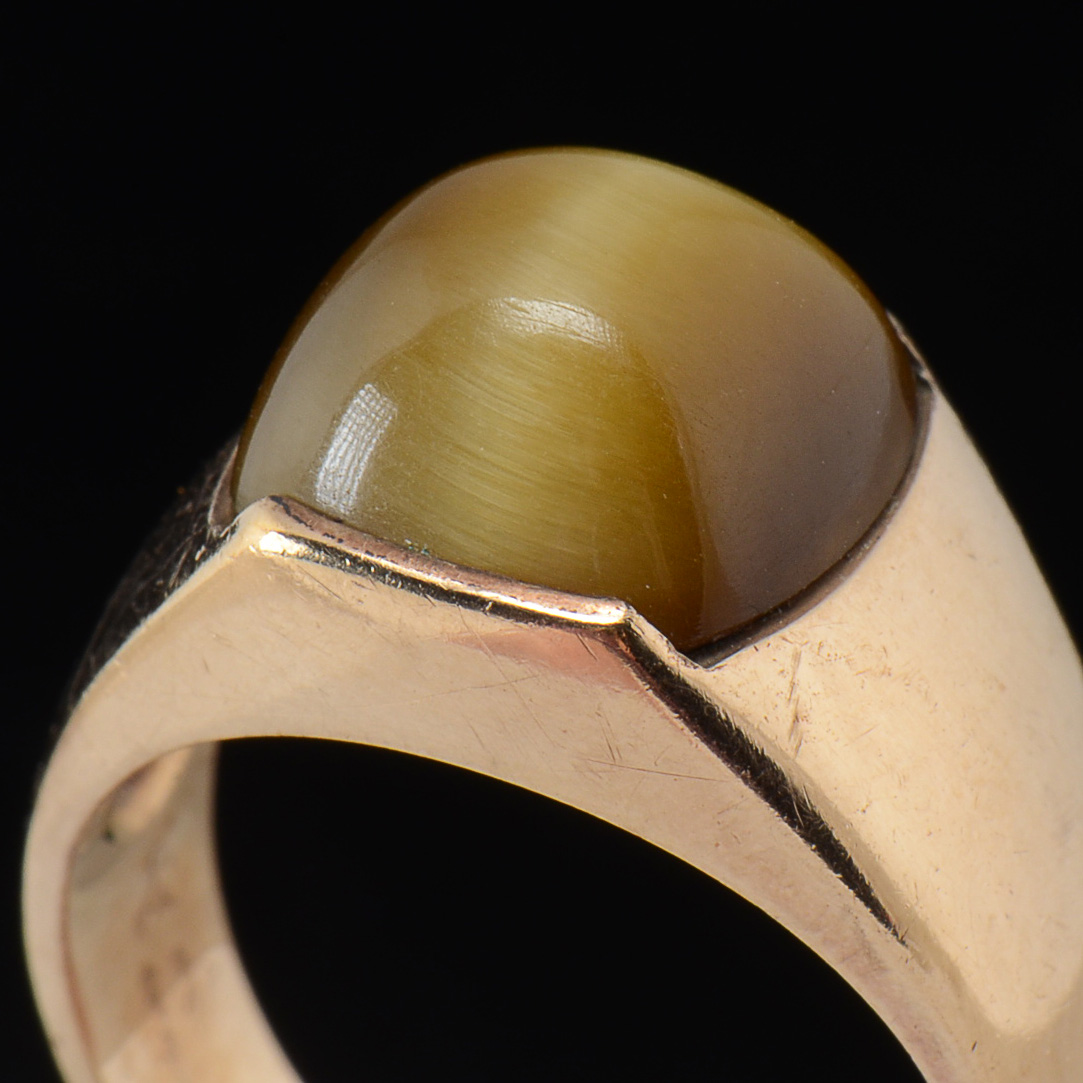 Men's Vintage 10K Yellow Gold Tiger Eye Ring