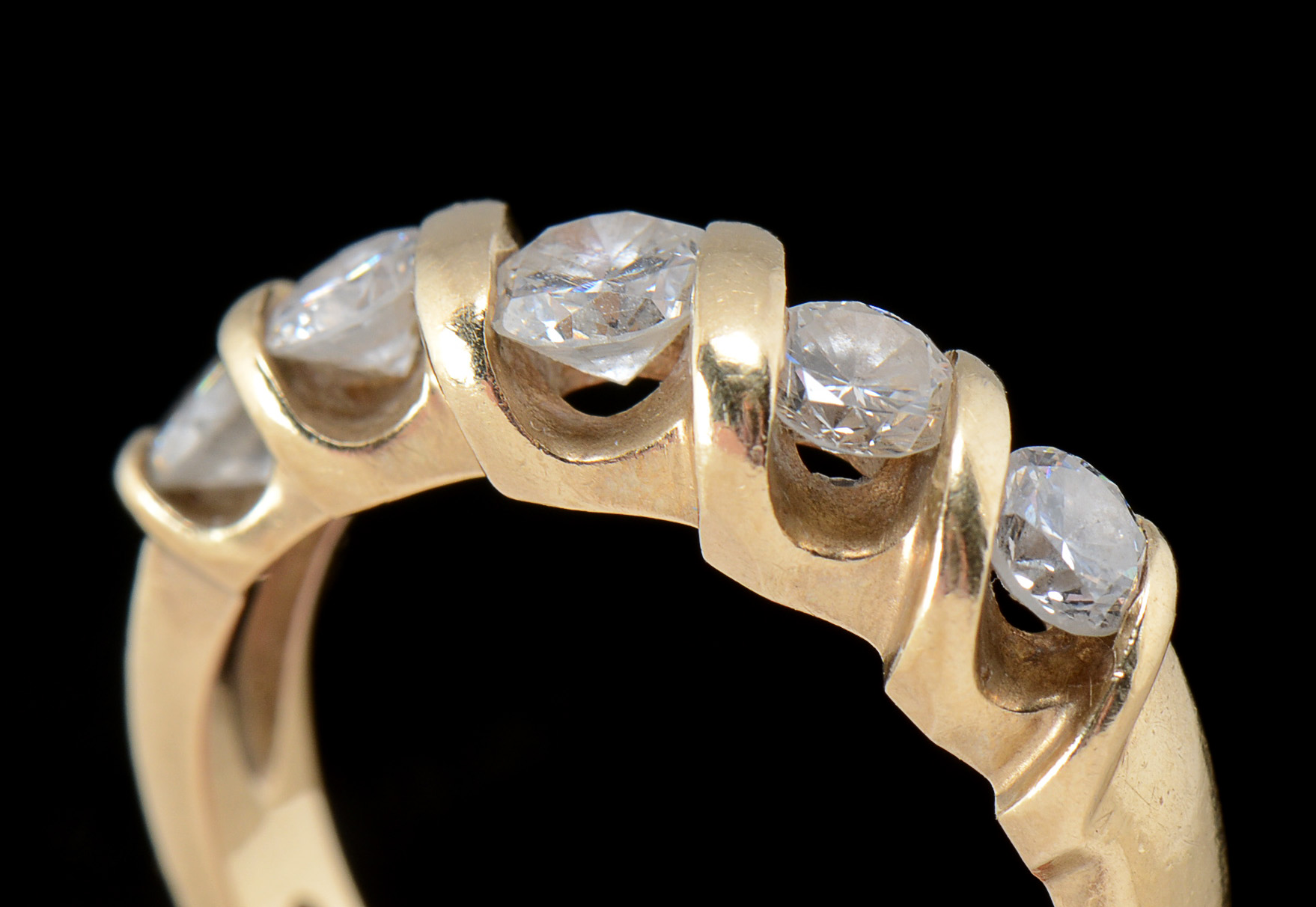 14K Yellow Gold Diamond Band