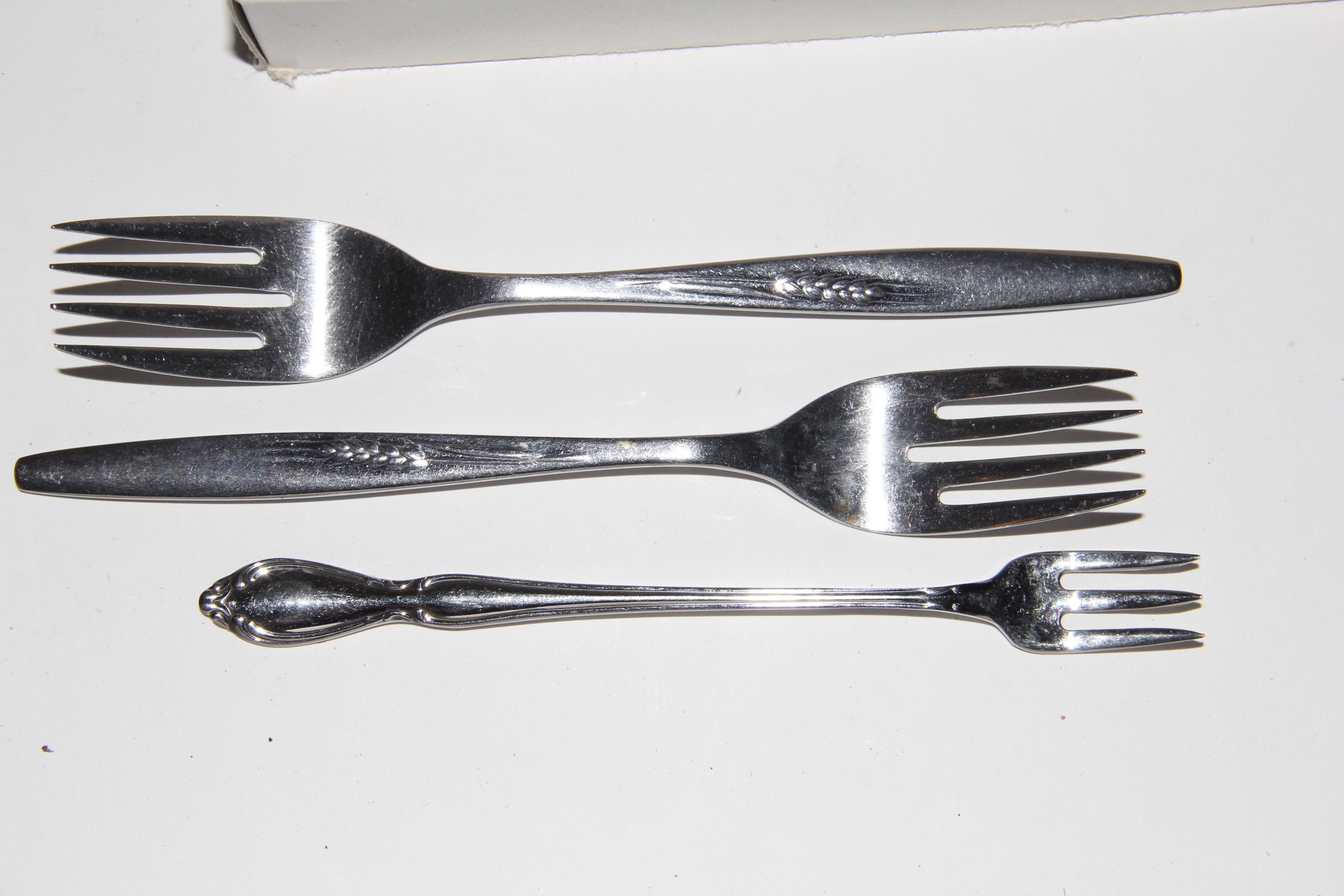 Grouping of Kitchen Utensils and Cutlery