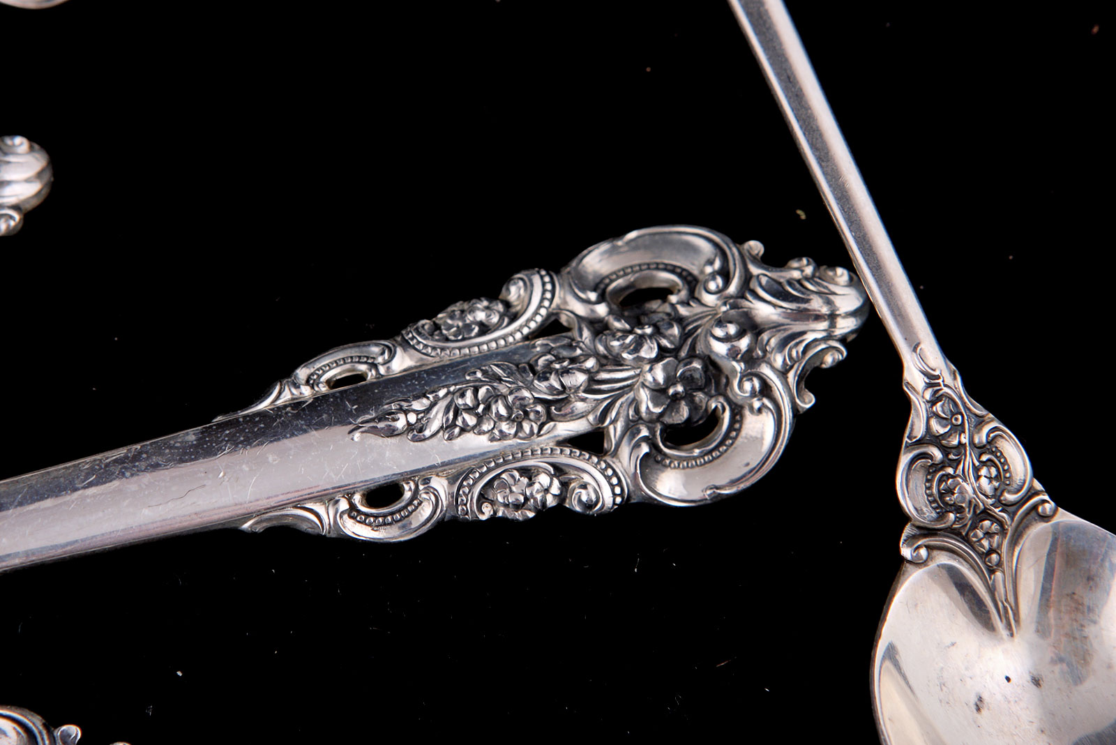 Wallace Eight Piece Sterling Silverware Set