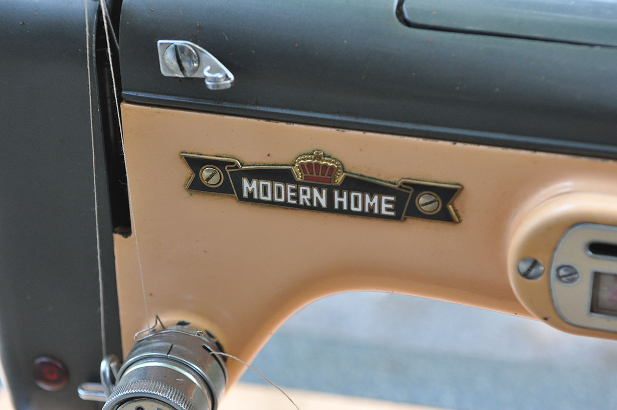 Vintage Deluxe Sewing Machine and Typewriter Table
