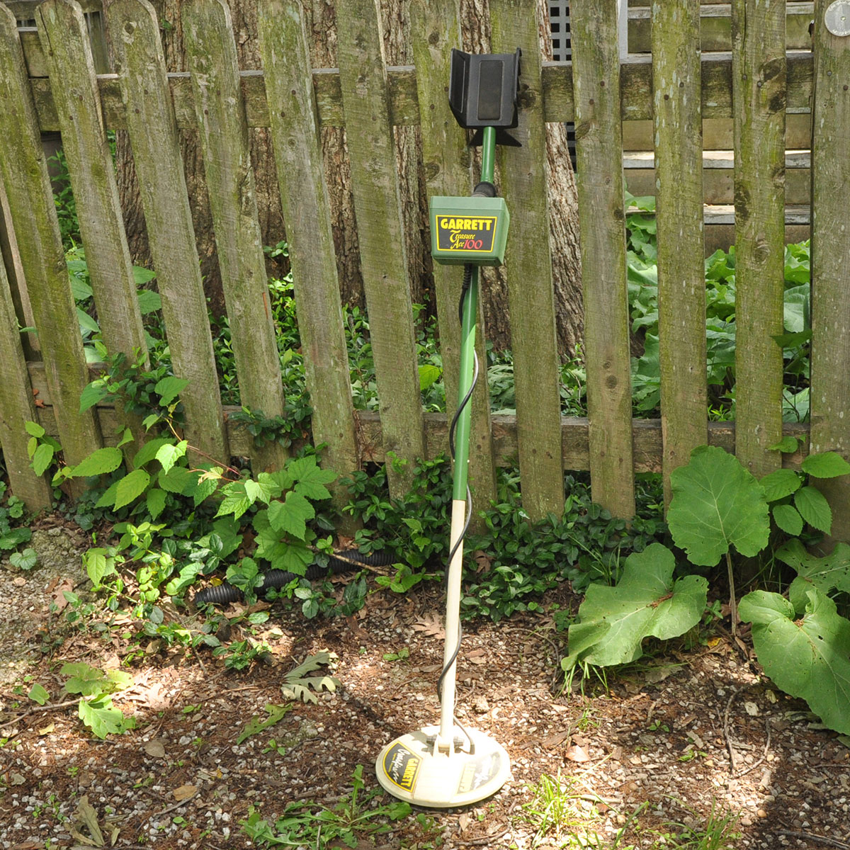 Garrett Treasure Ace 100 Metal Detector