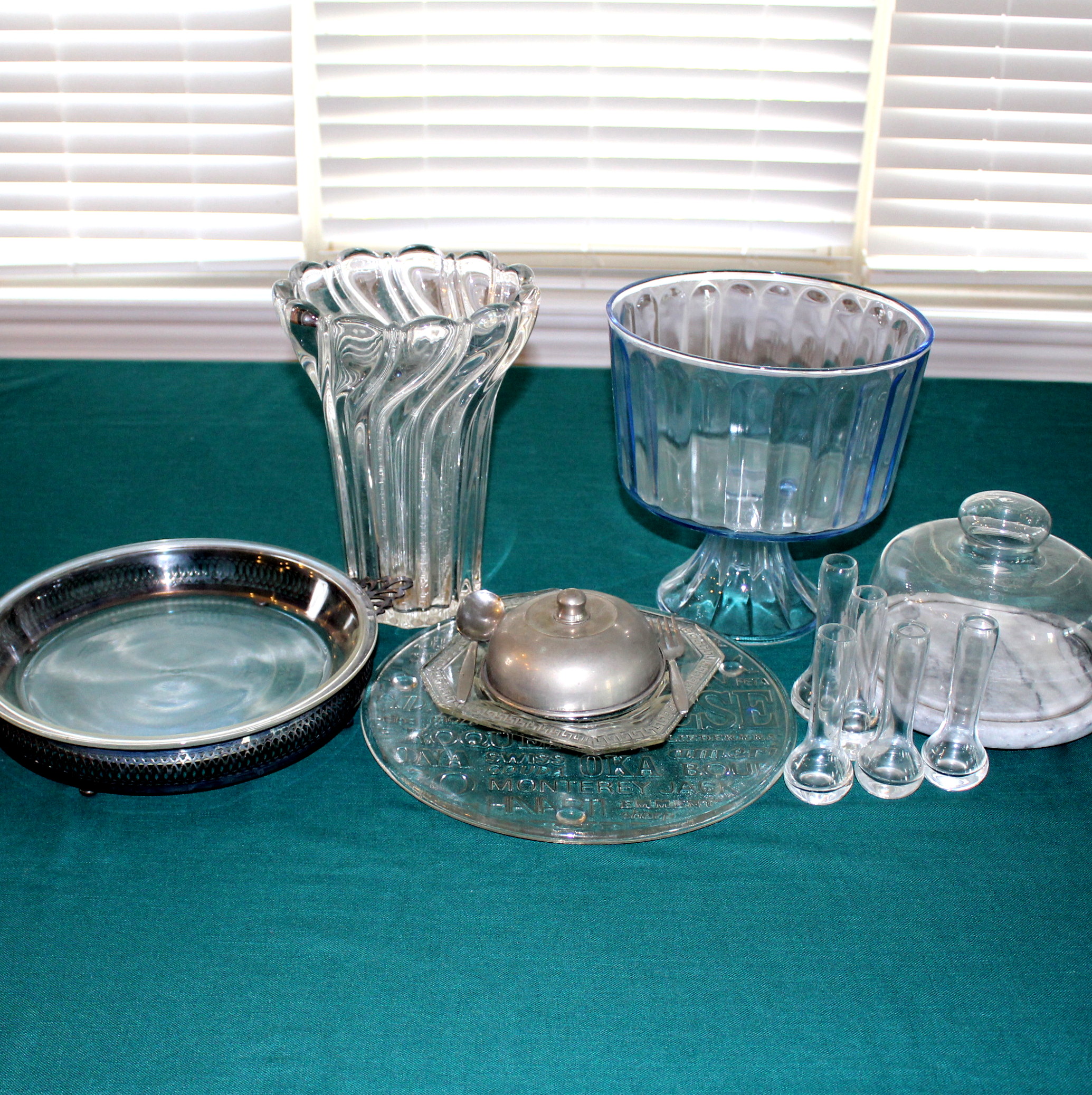 Glass Entertainment Grouping