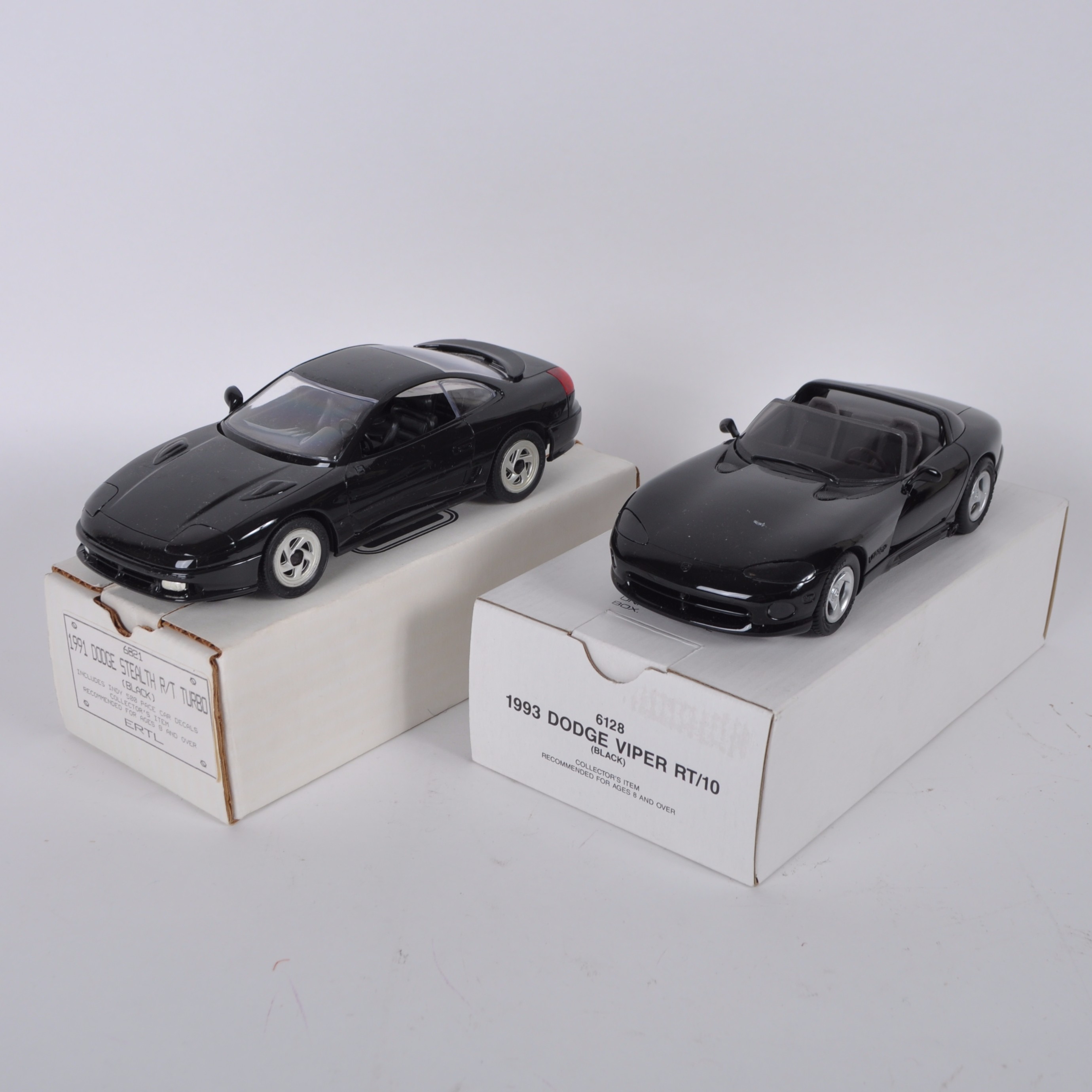 Promo Models Dodge Viper and Stealth