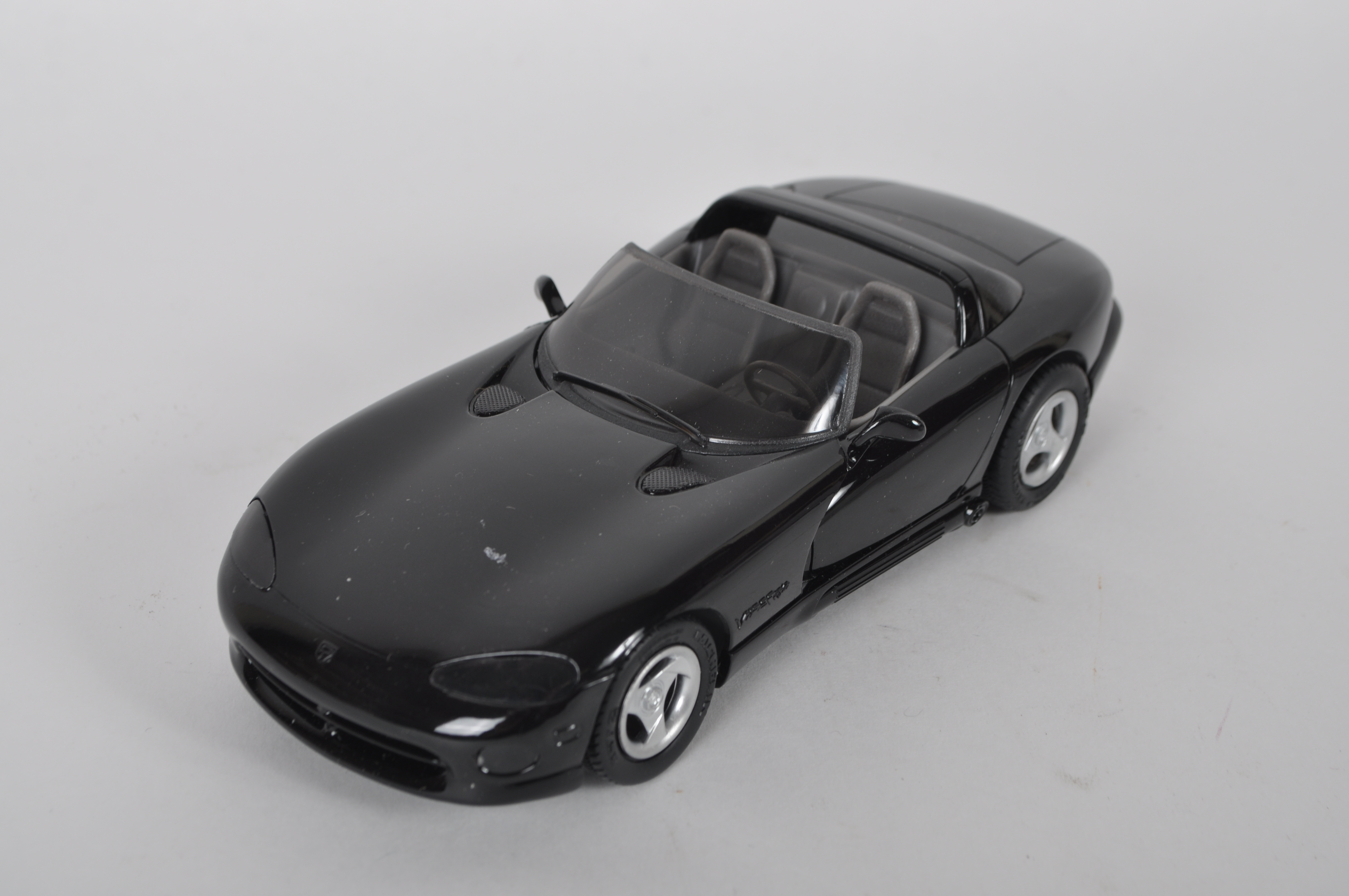 Promo Models Dodge Viper and Stealth