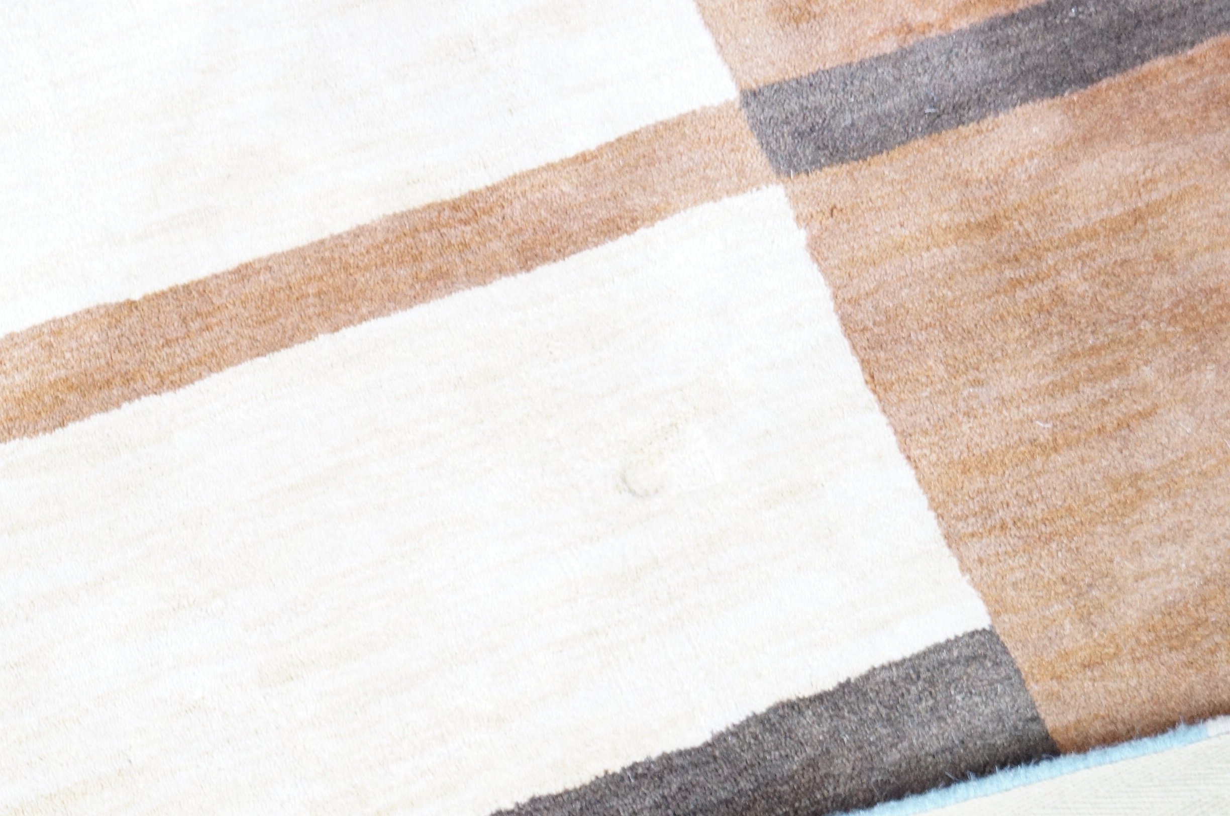 Contemporary Geometric Area Rug