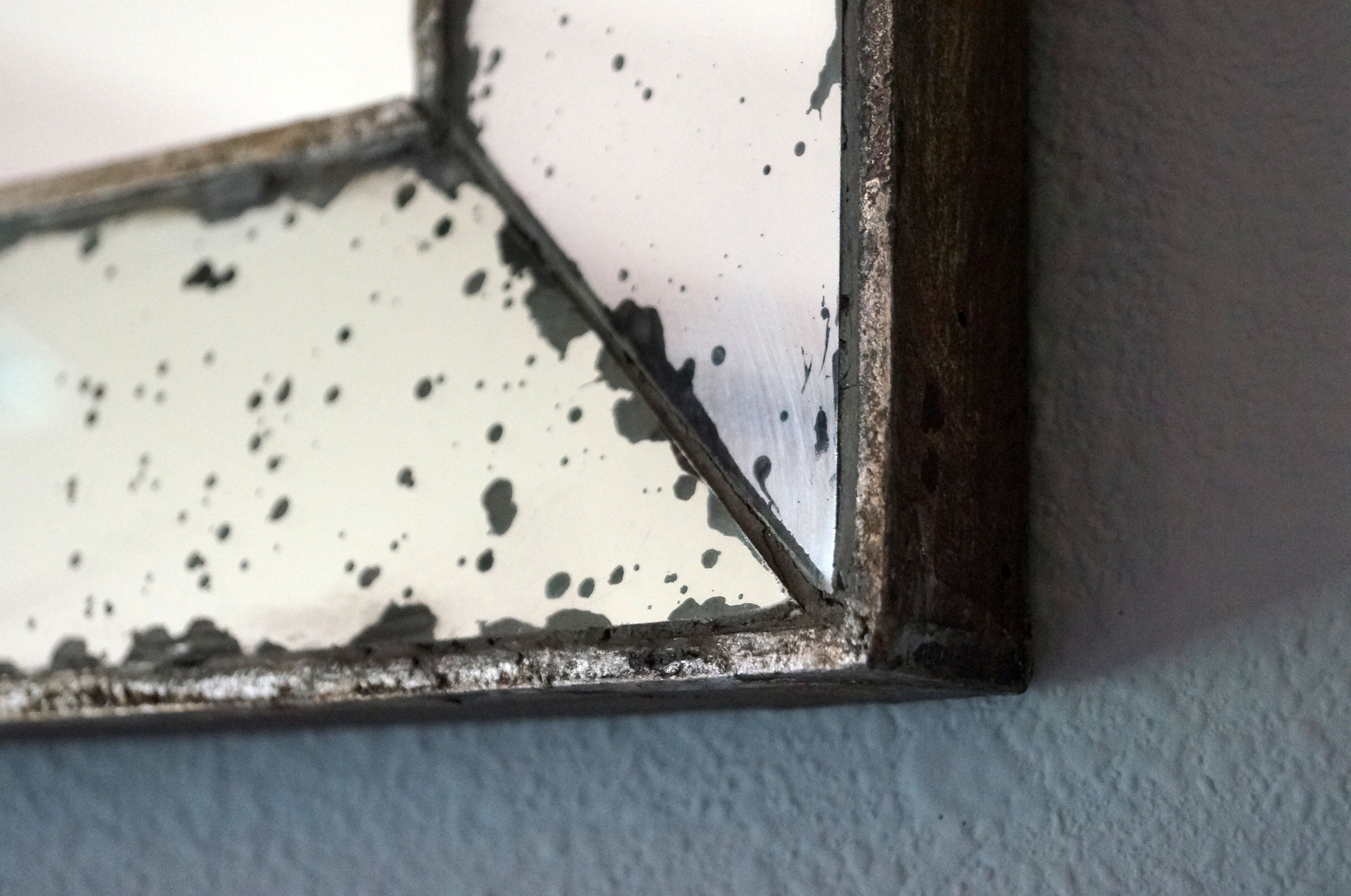 Mirror With a Mirror Frame