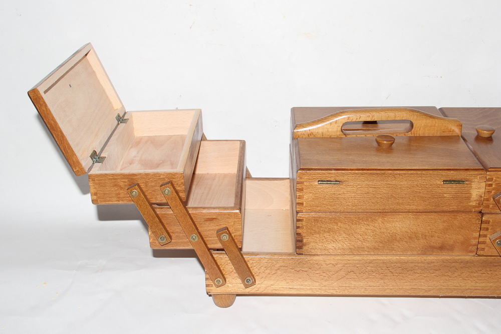 Wood Expandable Sewing Chest