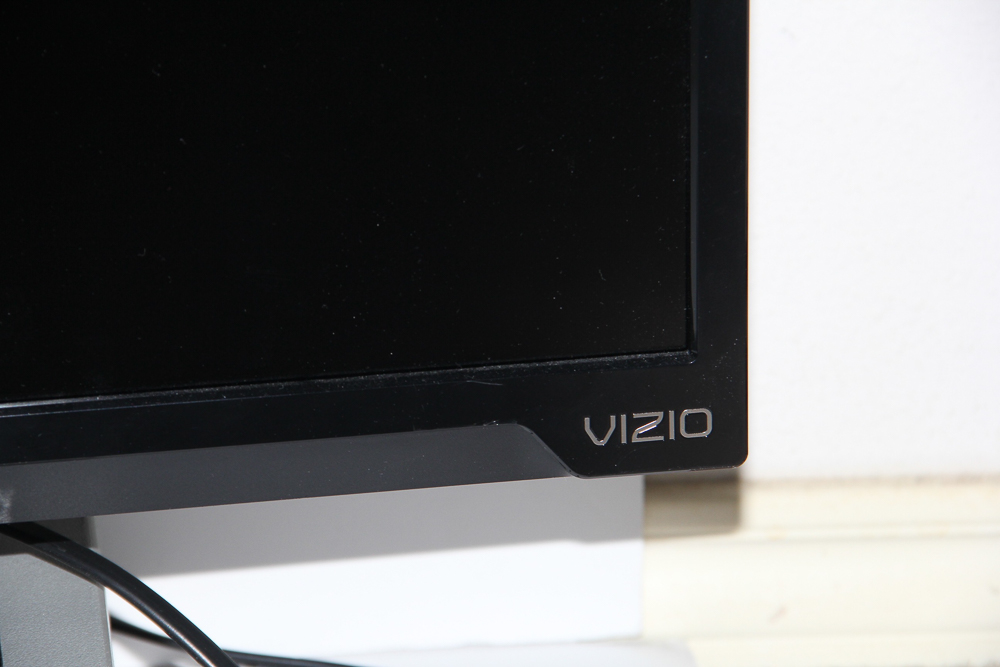 Vizip 34" Television and Vintage Sanyo VHS Player