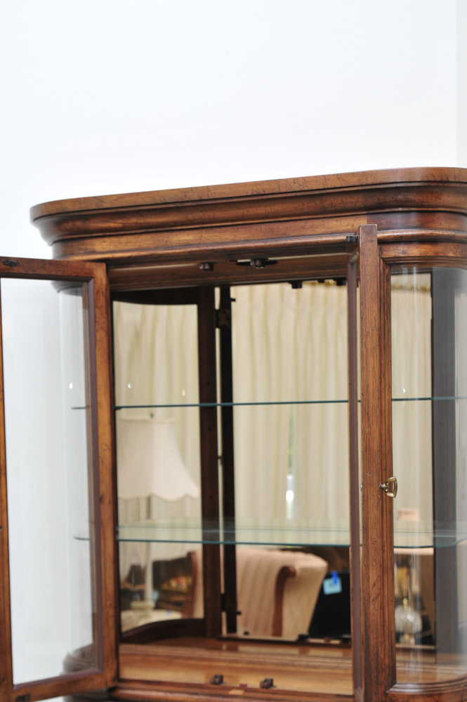 Lighted American of Martinsville Curio Cabinet