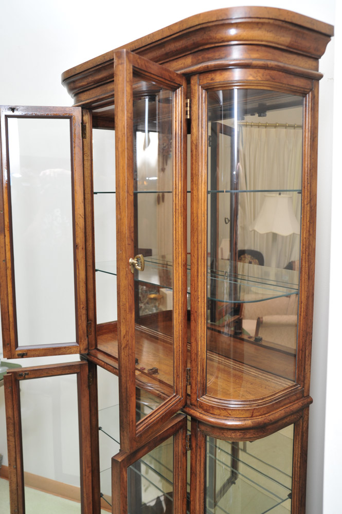 Lighted American of Martinsville Curio Cabinet