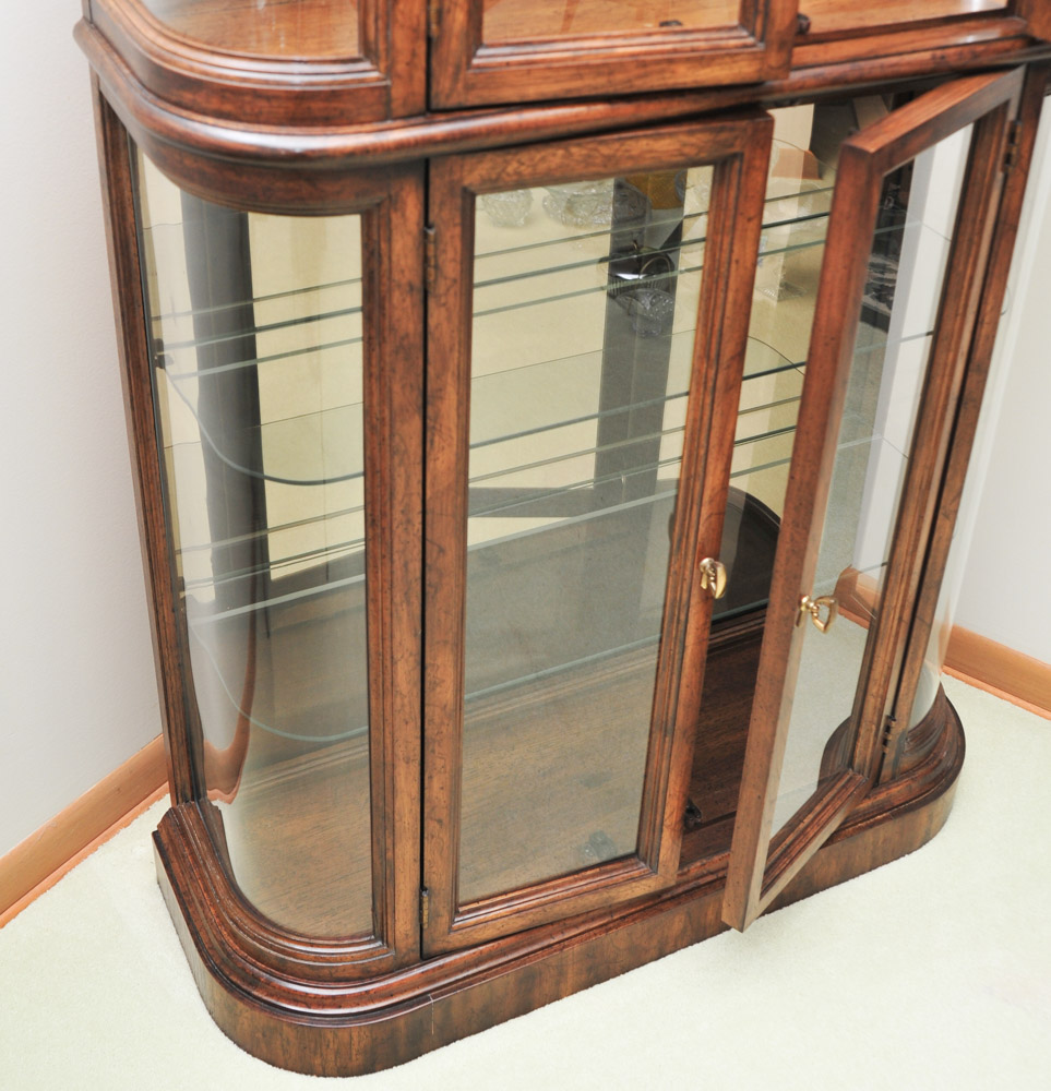 Lighted American of Martinsville Curio Cabinet