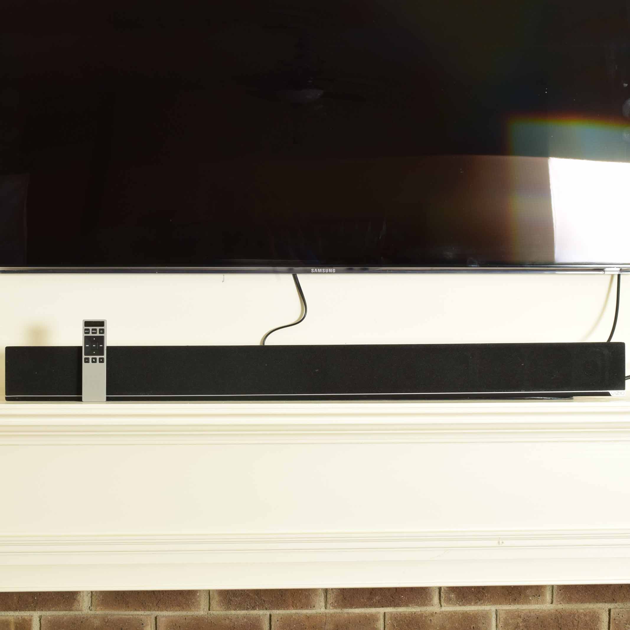 Vizio Sound Bar System Model S4221 w-C4 and Speaker