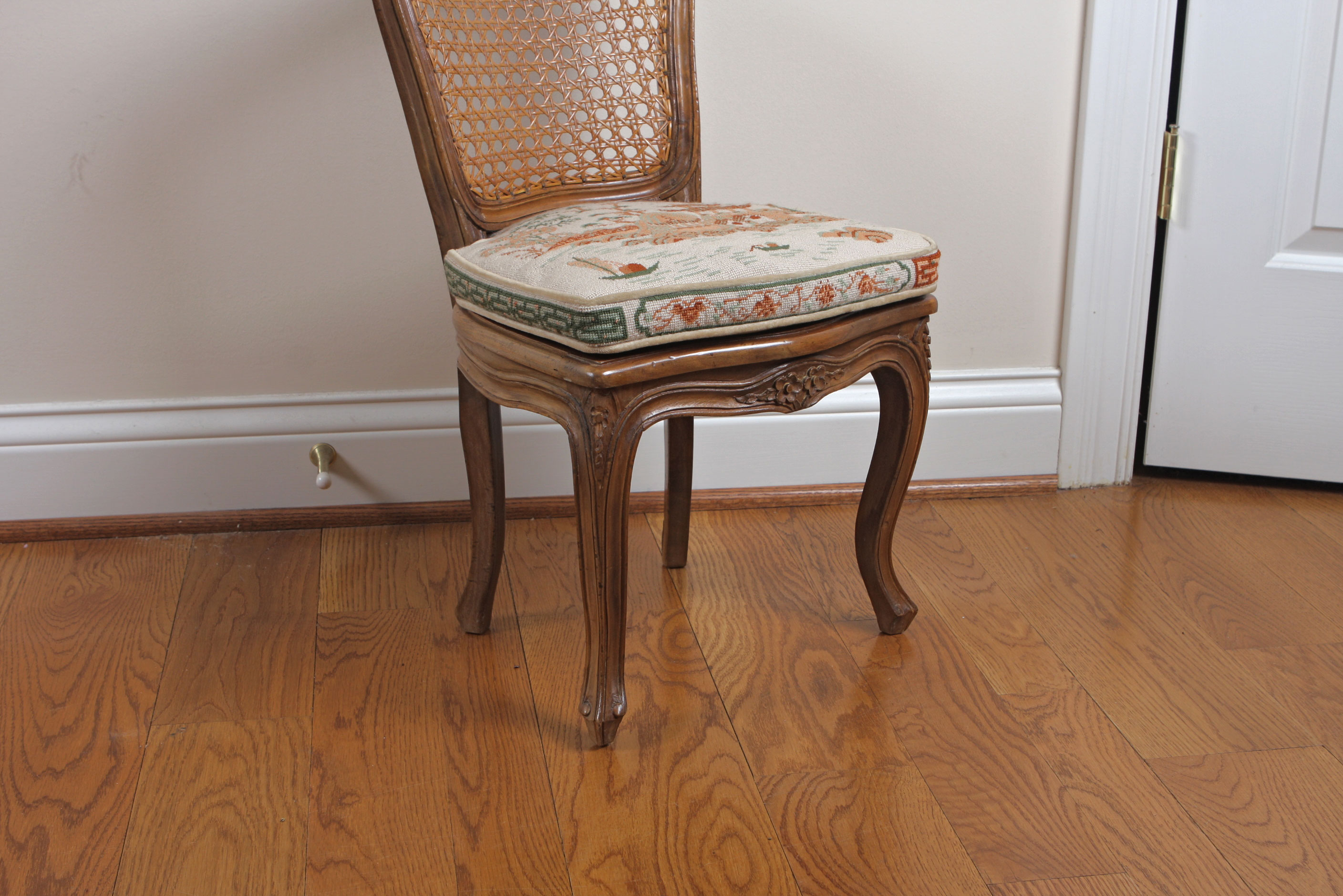 Child Sized Chair and Tray Table