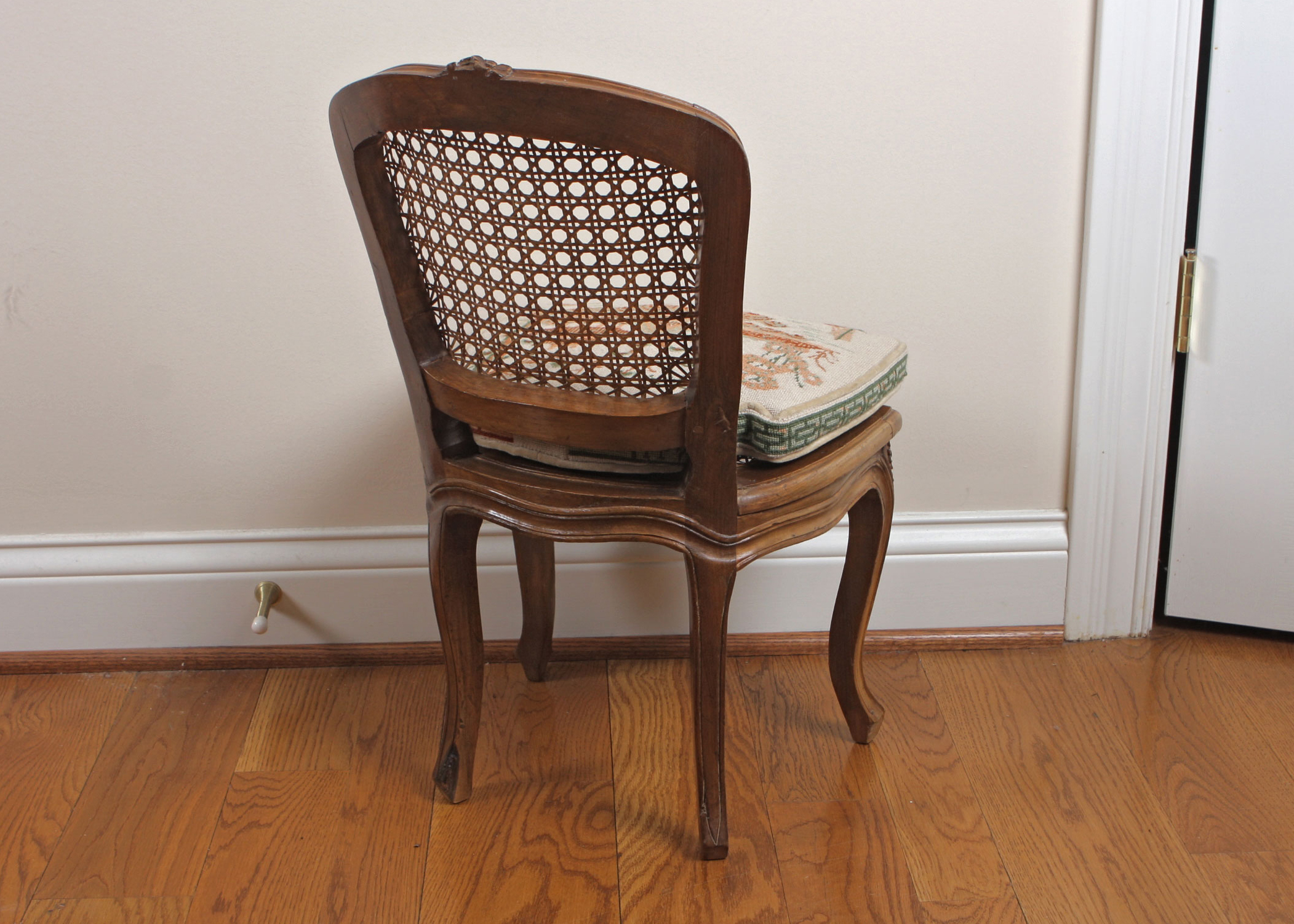 Child Sized Chair and Tray Table