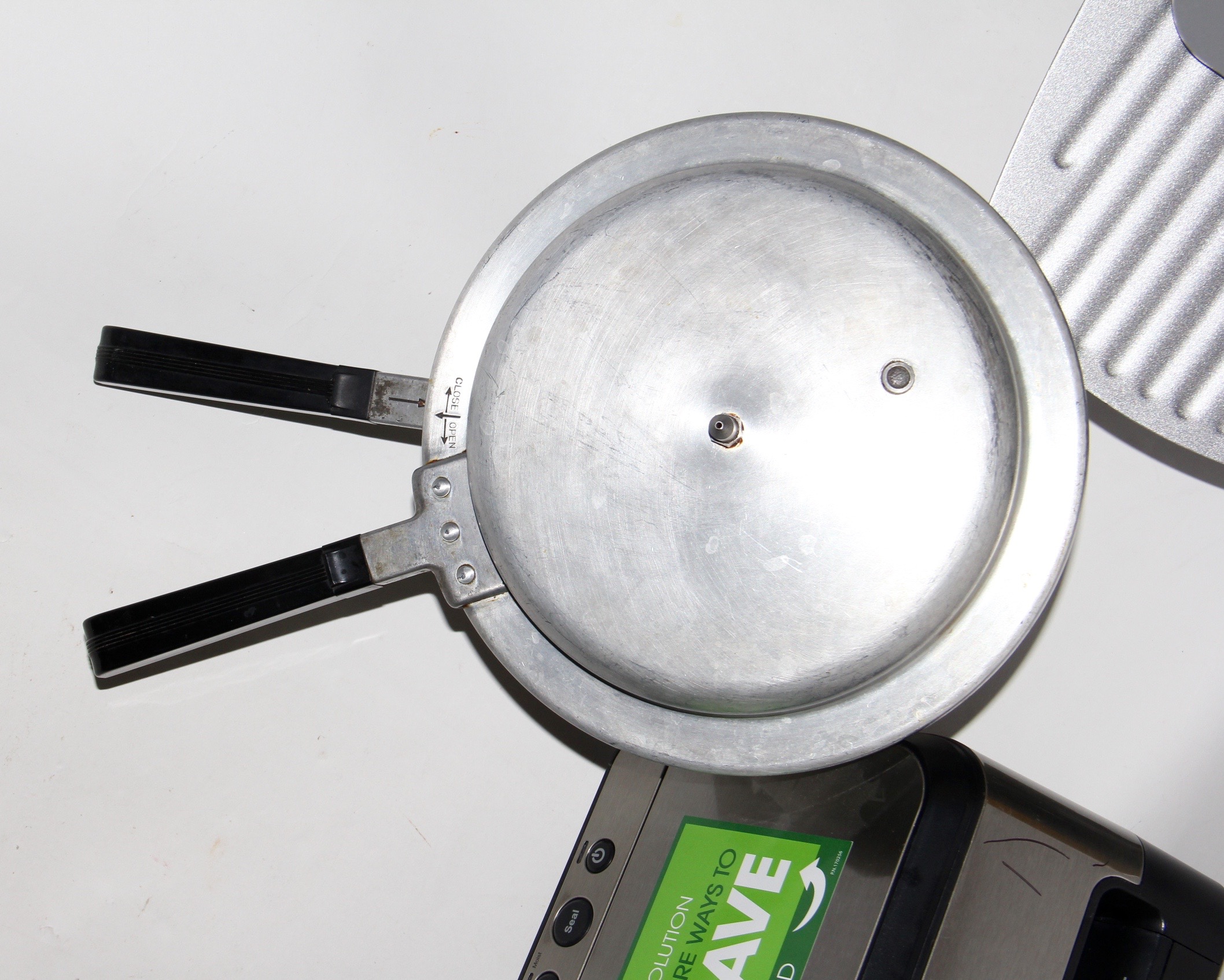 Grouping of Small Kitchen Appliances